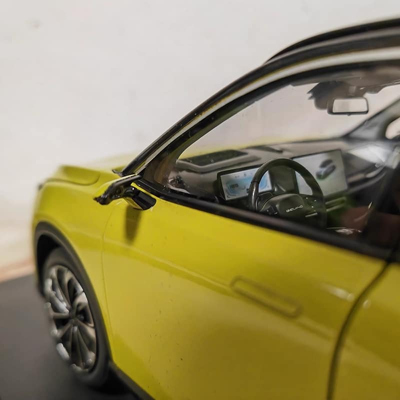 Original Factory 1:18 Beijing Magic Cube Alloy Diecast Model Car