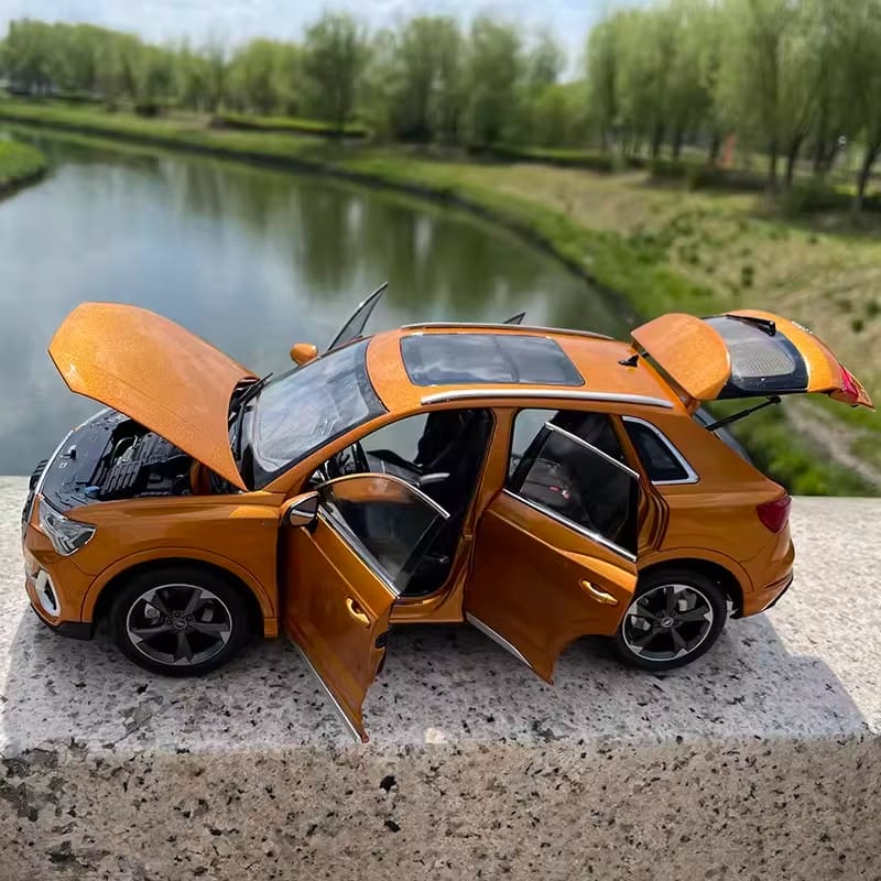 FAW Audi Q3 2019 1:18 Alloy Diecast Model Car