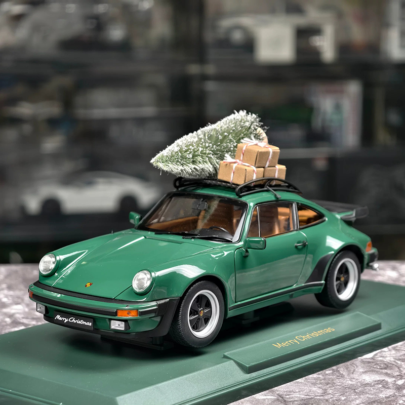 NOREV 1:18 Christmas Edition Volkswagen Beetle, Porsche 911 &amp; Fiat 500 Diecast Model Cars