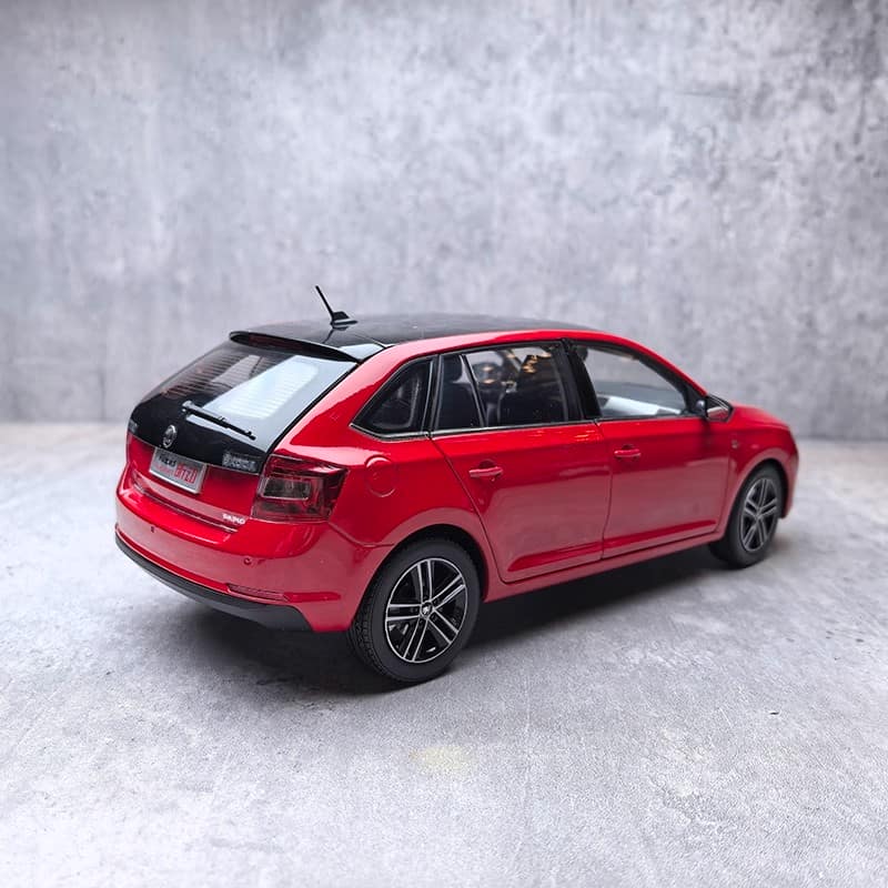 SAIC1:18 Scale Volkswagen Skoda Rapid Die-Cast Model Car