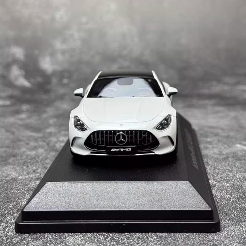 iScale 1:43 Mercedes-AMG GT63 4MATIC 2021 Diecast Model – YX car model