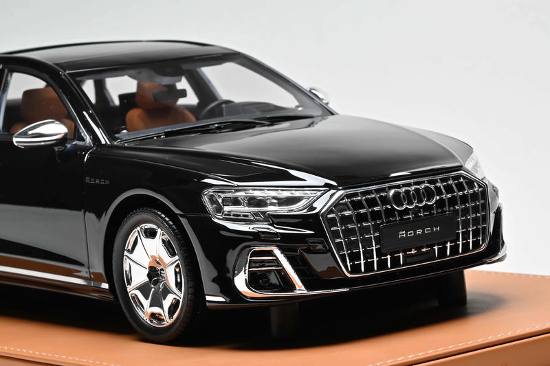 Vehicle Art 1:18 Mercedes-Benz Audi A8L Horch Resin Model