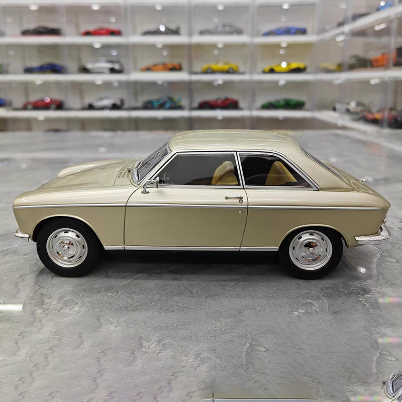 OTTO 1:18 Peugeot 204 (1965) Resin Model Car