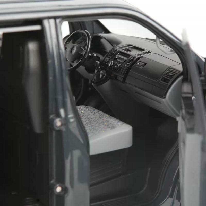 NOREV 1:18 Volkswagen VW Transporter (2003) Diecast Model Car