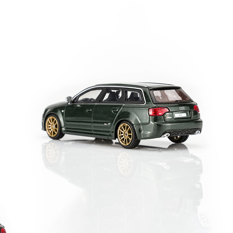 MOTORHELIX MH 1:64 Audi RS4 (B7) 2005 Diecast Model
