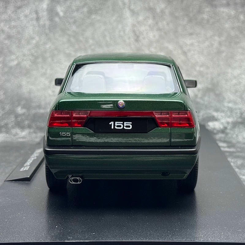 Alfa Romeo 155 Carabinieri 1996 1:18 KK Diecast Model Car