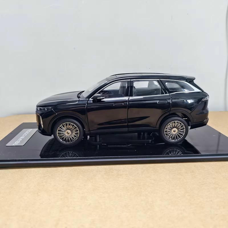 1:18 Chery Tiggo 8L SUV Diecast Model