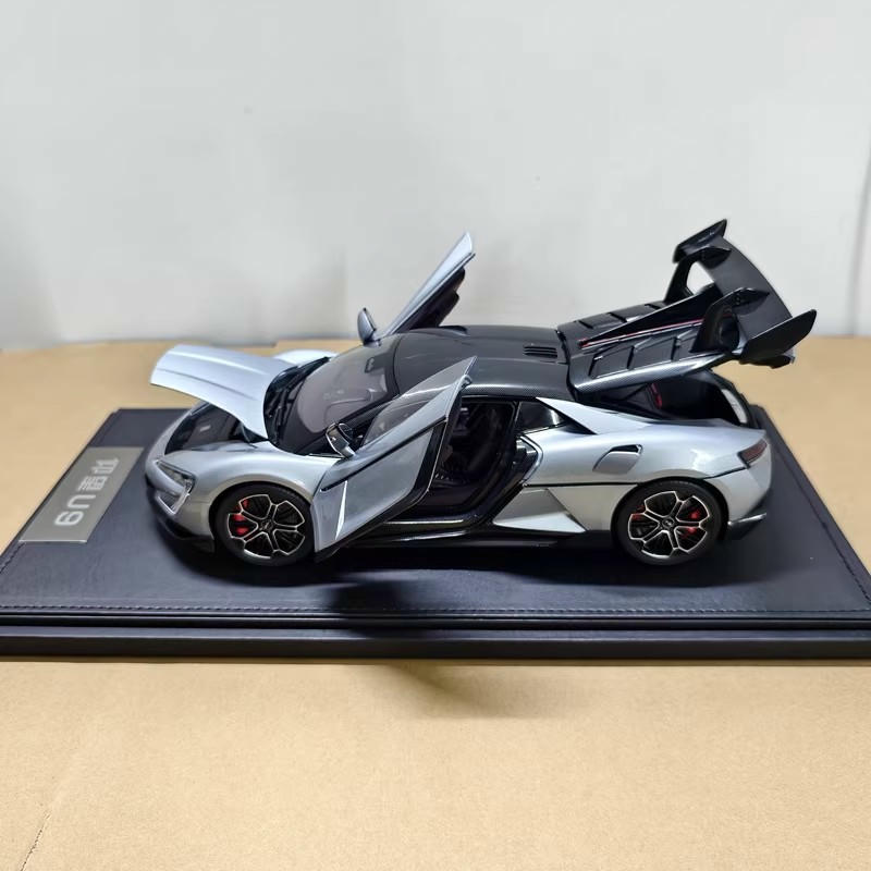 1:18 BYD Yangwang U9 Electric Supercar Diecast Model