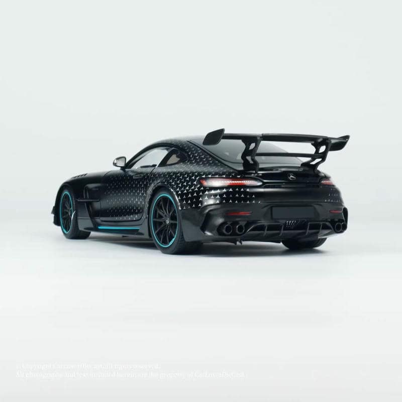 Minichamps 1:18 Mercedes-AMG GT Black Series Diecast Model