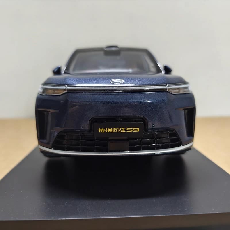 OEM GAC Trumpchi S9 1:18 Diecast Model Car