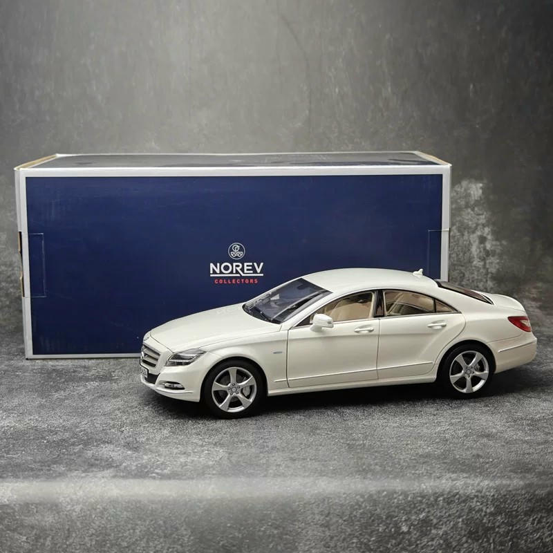 Norev 1:18 Mercedes-Benz CLS-Class Coupe (C218) 2011 Diecast Model