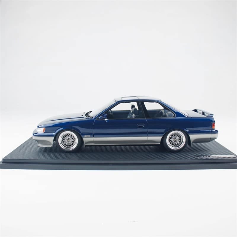 Ignition Model Nissan Leopard F31 Ultima V30 1:18 Resin Model Car