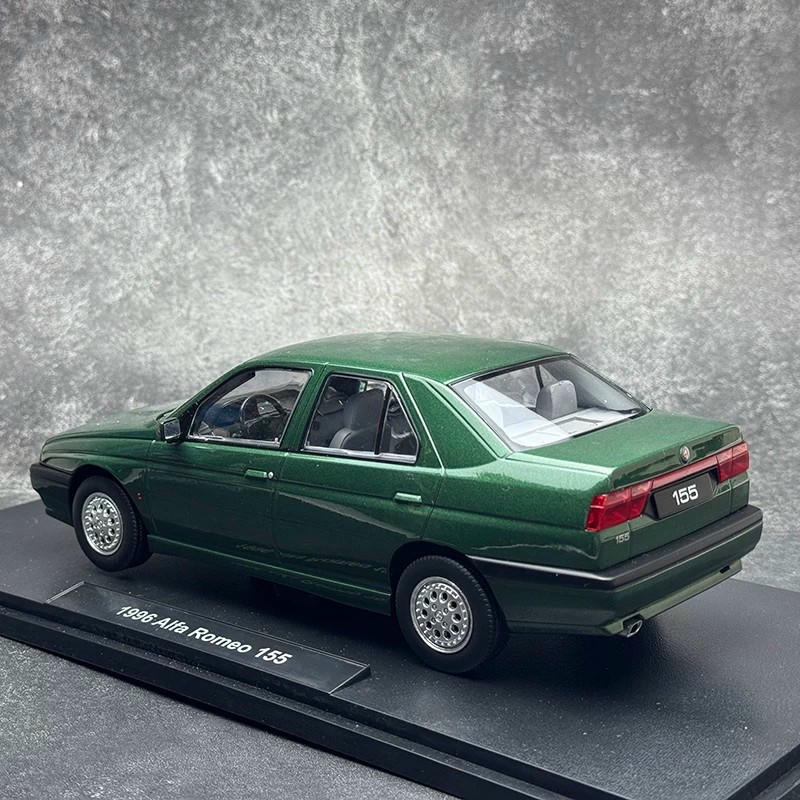 Alfa Romeo 155 Carabinieri 1996 1:18 KK Diecast Model Car