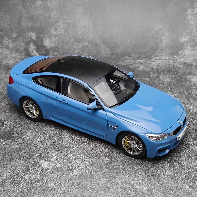 PARAGON 1:18 BMW M4 F82 Alloy Diecast Model – YX car model