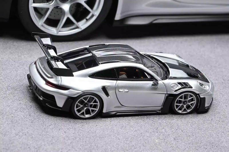 TP 1:18 Porsche 992 GT3 RS Sonderwunsch Resin Model