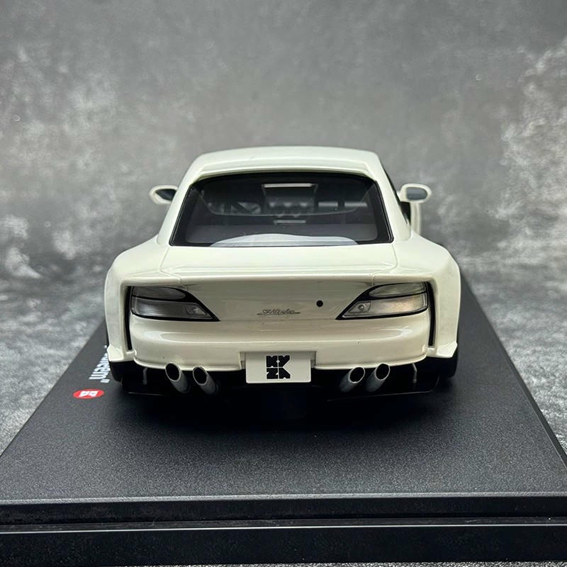 Kyosho 1:18 Nissan Silvia S15 Khyzyl Saleem Resin Model