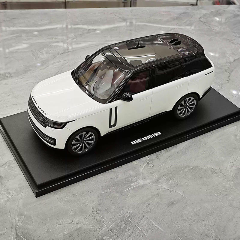 GT Spirit 1:18 Range Rover P530 Resin Model — GT533