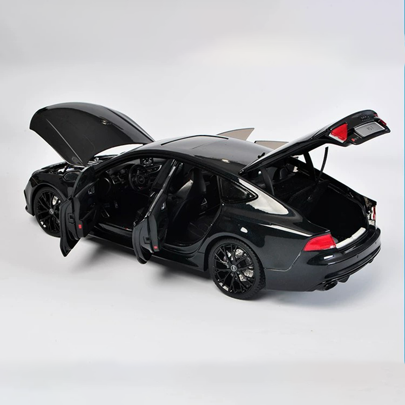 KengFai 1:18 Audi RS7 Sportback 2016 Diecast Model