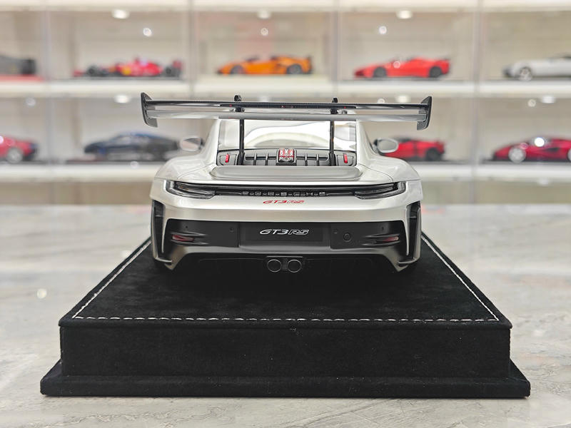 HH Model Porsche 992.1 GT3 RS 1:18 Resin Model Car