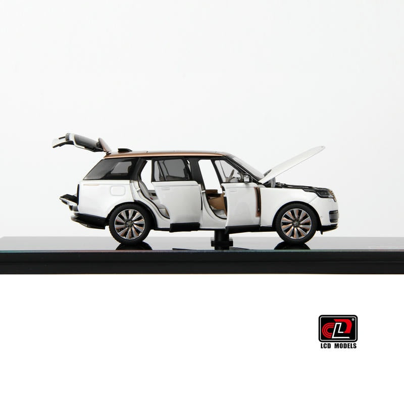 Pre-Order LCD 1:43 Range Rover White Alloy Full-Open Model – Acrylic Display & Transparent Sunroof