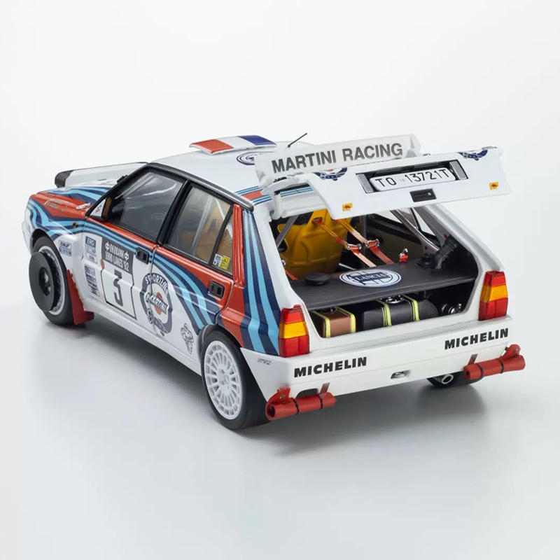 ハチハチ。KYOSHO Lancia Delta Integrale PHOTO GALLERY: Kyosho Lancia Delta HF Integrale #4 Winner