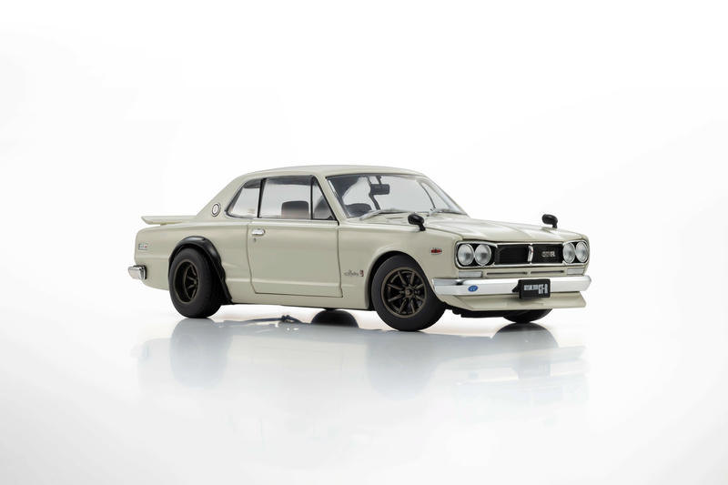 Kyosho Nissan Skyline 2000 GT-R (KPGC10) 1:18 Diecast Model Car