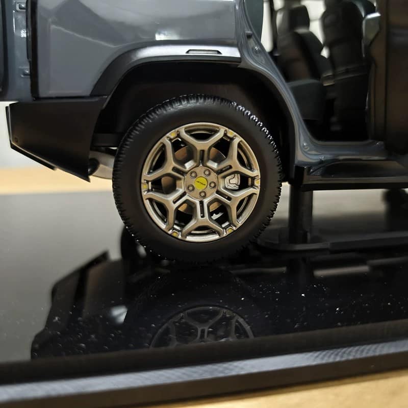 Official JETOUR T1 / T2 1:18 Diecast Model Car – Chery JETOUR Off-Road SUV Collectible