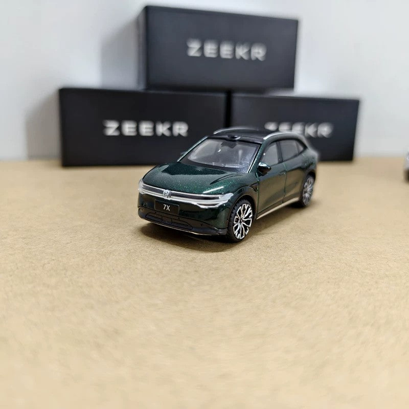 Official 1:64 ZEEKR 7X Diecast Model Car – Geely Electric SUV Alloy Collector Model