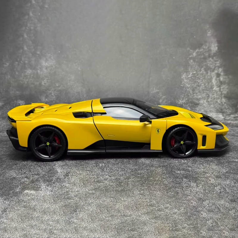 Bburago 1:18 Ferrari F80 Diecast Opening Model – YX car model