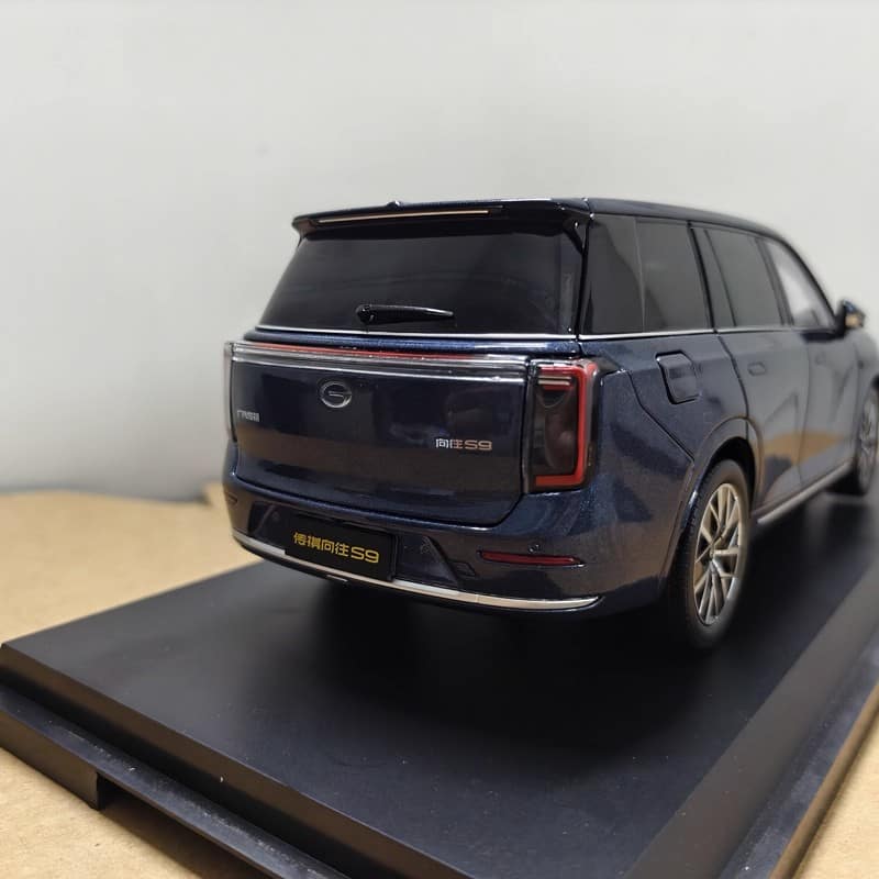 OEM GAC Trumpchi S9 1:18 Diecast Model Car