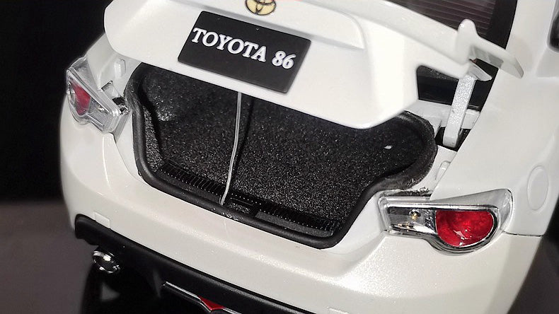 AUTOart 1:18 Toyota 86 GT Diecast Car