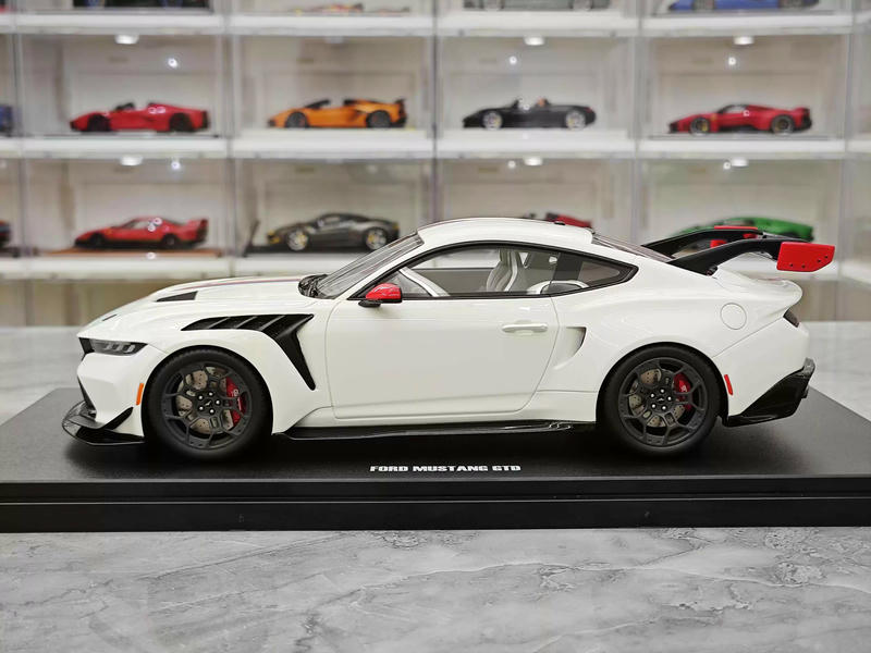 GT Spirit 1:18 Ford Mustang GTD Resin Model — GT956