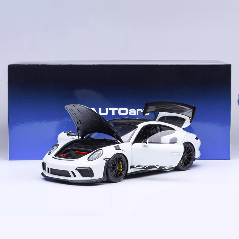 AUTOart 1:18 Porsche 911 (991.2) GT3 RS Diecast Model