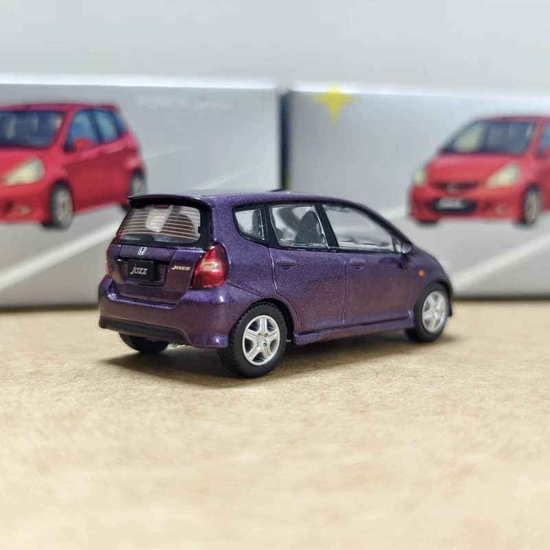 Sonic Gear 1:64 Honda Jazz 2001 Diecast Model