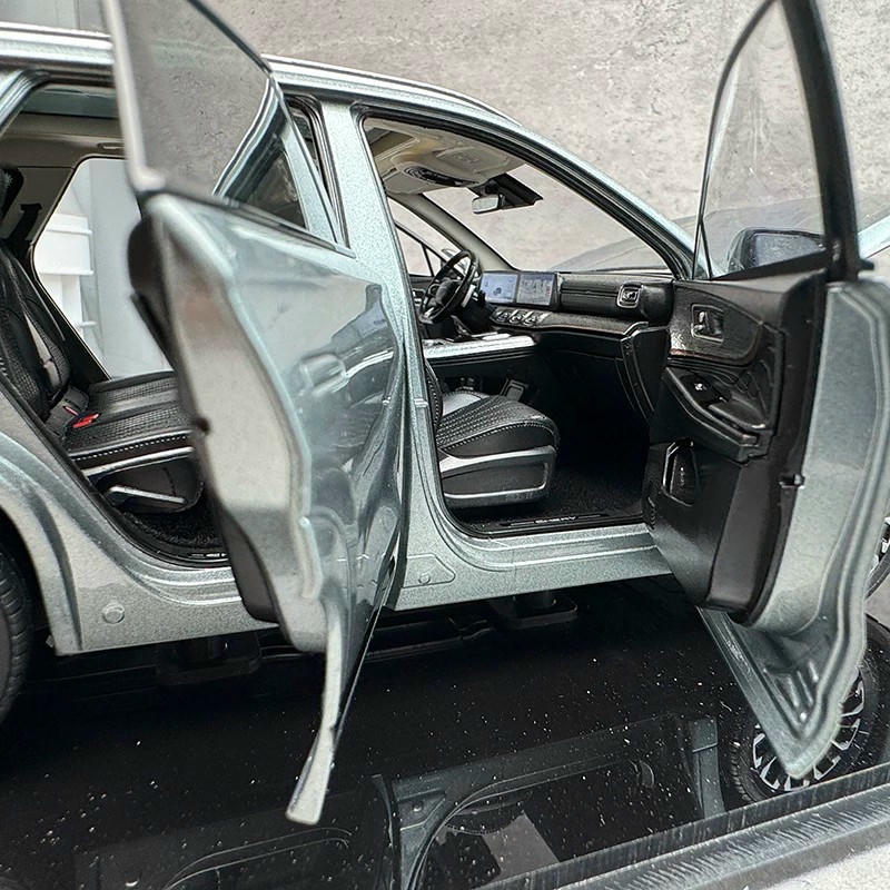 1:18 Chery Tiggo 9 Alloy Model — Olive Gray