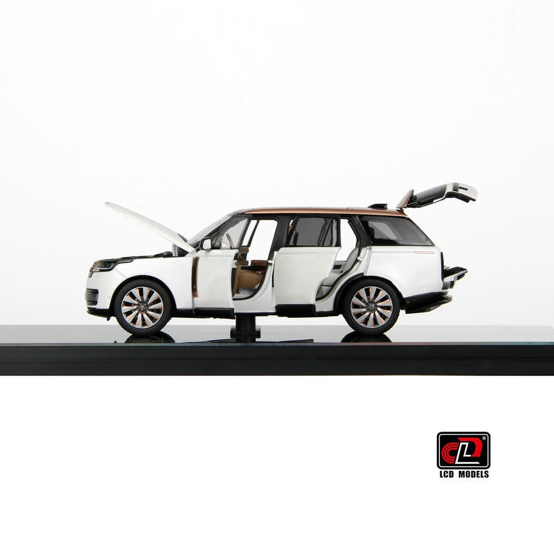 Pre-Order LCD 1:43 Range Rover White Alloy Full-Open Model – Acrylic Display & Transparent Sunroof