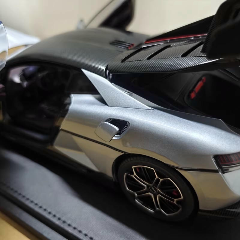 1:18 BYD Yangwang U9 Electric Supercar Diecast Model