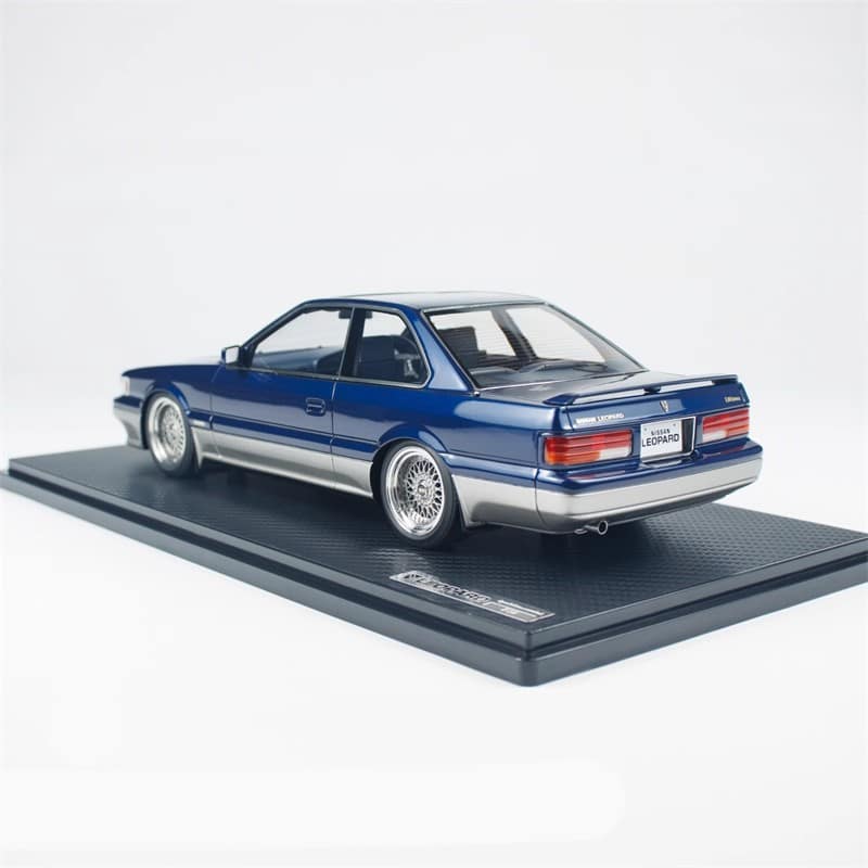 Ignition Model Nissan Leopard F31 Ultima V30 1:18 Resin Model Car