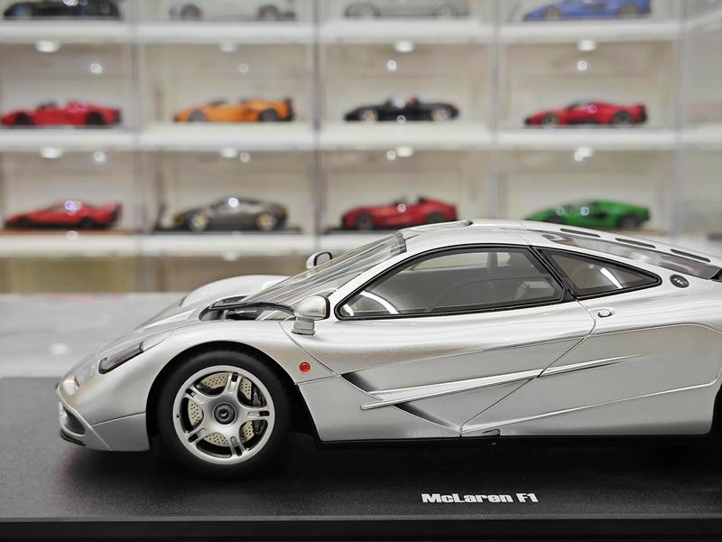GT Spirit 1:18 McLaren F1 Resin Model — CLDC045