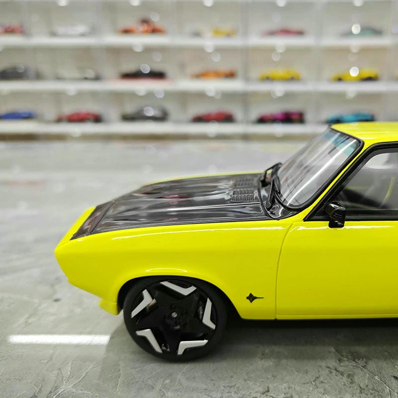 OTTO 1:18 Opel Manta GSE Resin Model Car