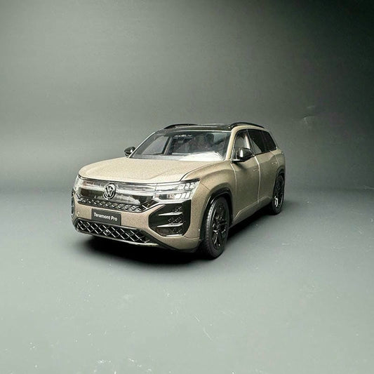 Original Brand 1:18 Alloy Model – SAIC Volkswagen Touron PRO 2025 (Fully Functional Collectible)