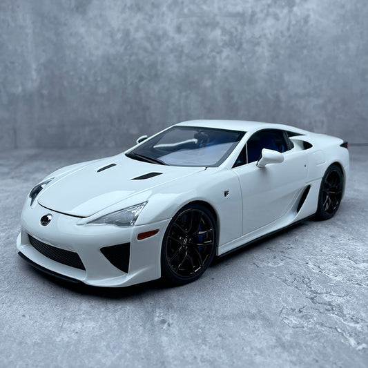 Lexus LFA 1:18 Die-Cast Alloy Model (Pop-Up Spoiler Edition – Collector Display)