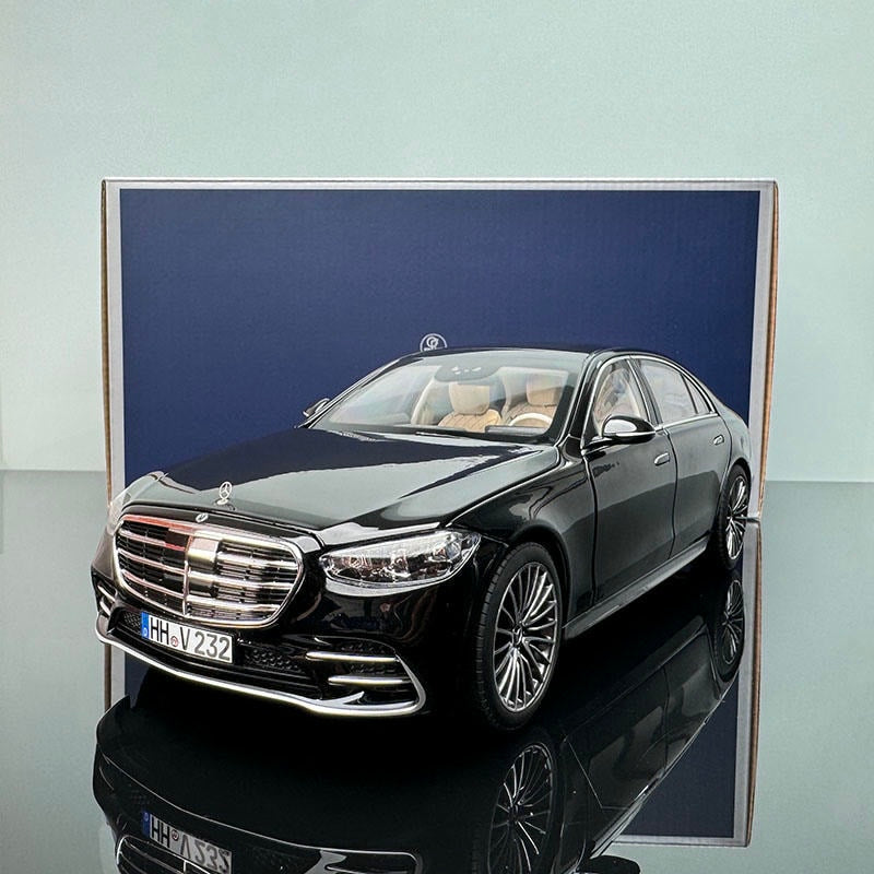 Mercedes-Benz W223 S600 Black Diecast Model – 1:18 Scale Collectible