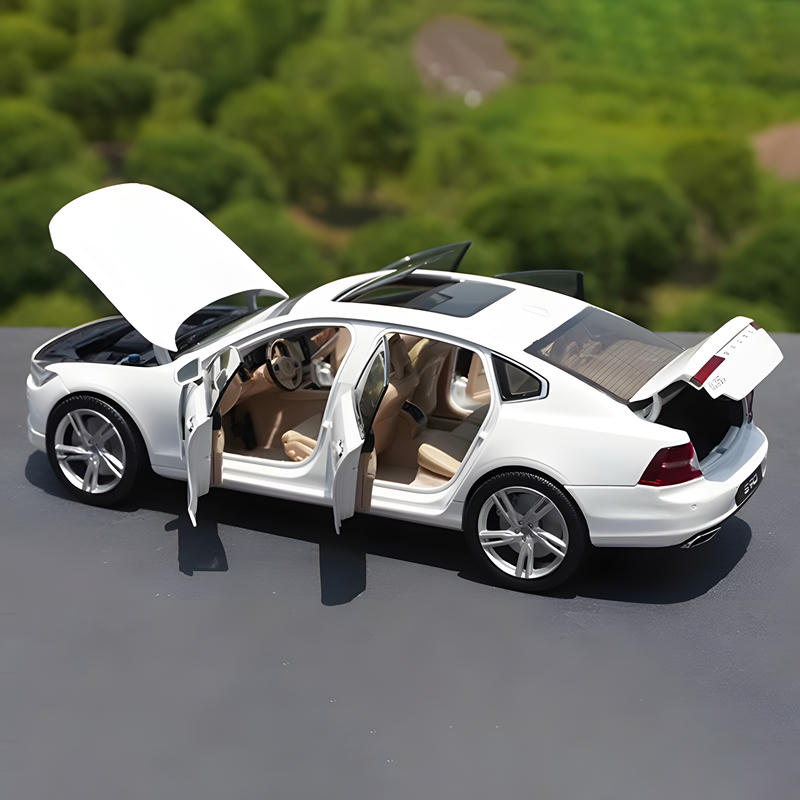 OEM 1:18 S90 Luxury Sedan Diecast Model
