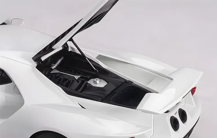 Autoart 1/18 Ford GT 2017 White Diecast car model Collectible Car Models