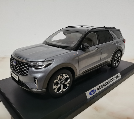 Changan Ford Explorer 2023 1:18 Alloy Die-Cast Model (Gray – Full Function Display Edition)