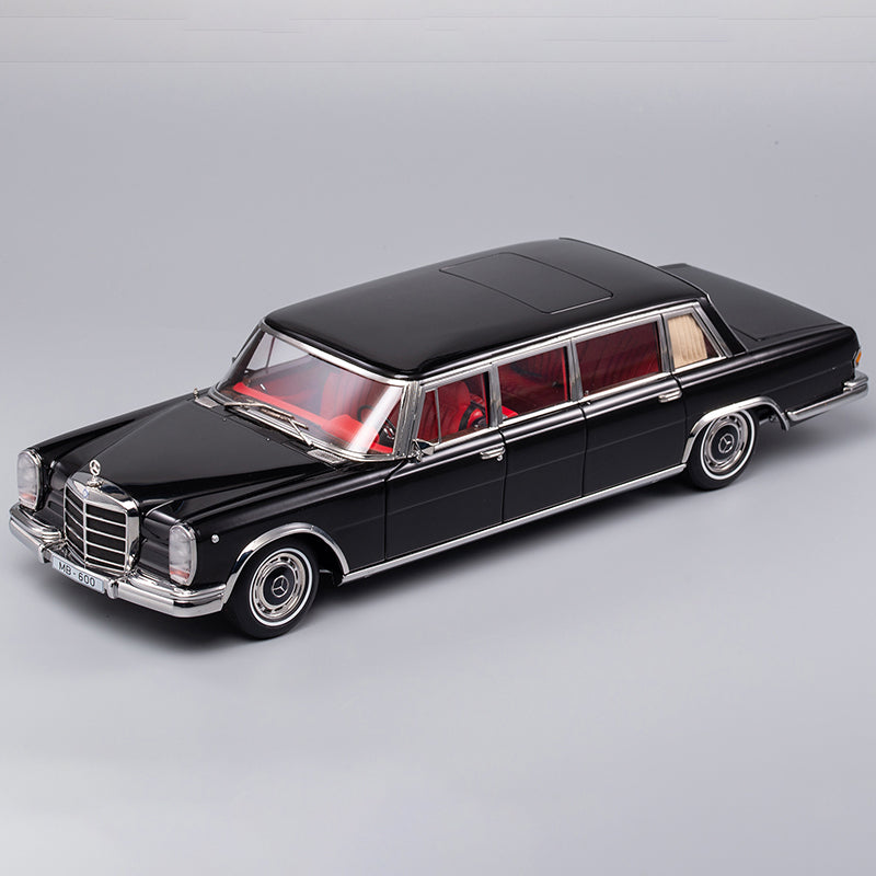 Kengfai 1:18 Benz Pullman W100 600 alloy car model collectible car model