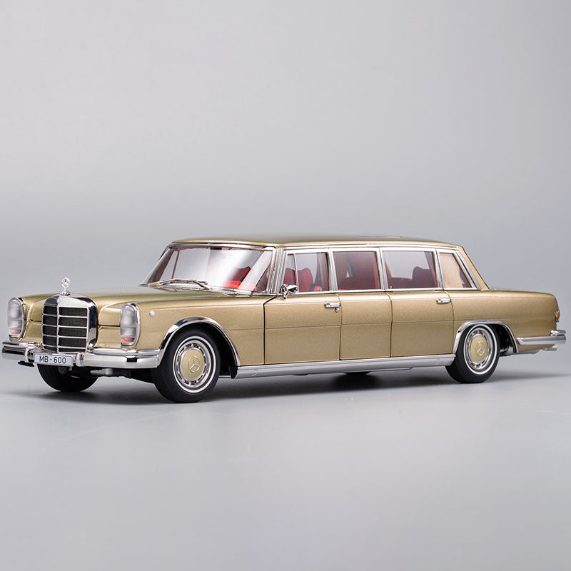 Kengfai 1:18 Benz Pullman W100 600 alloy car model collectible car model