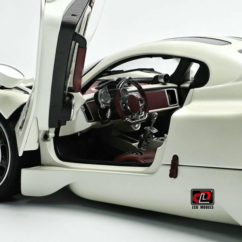 LCD 1:18 Pagani Utopia diecast model – YX car model