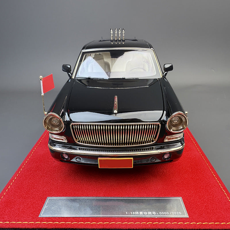 Hongqi 1:18 Classic Sedan Diecast Model Car – Collector’s Edition
